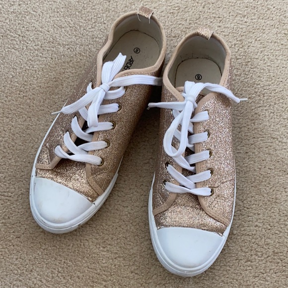 Ardene Shoes - Ardene sparkly champagne pink sneakers